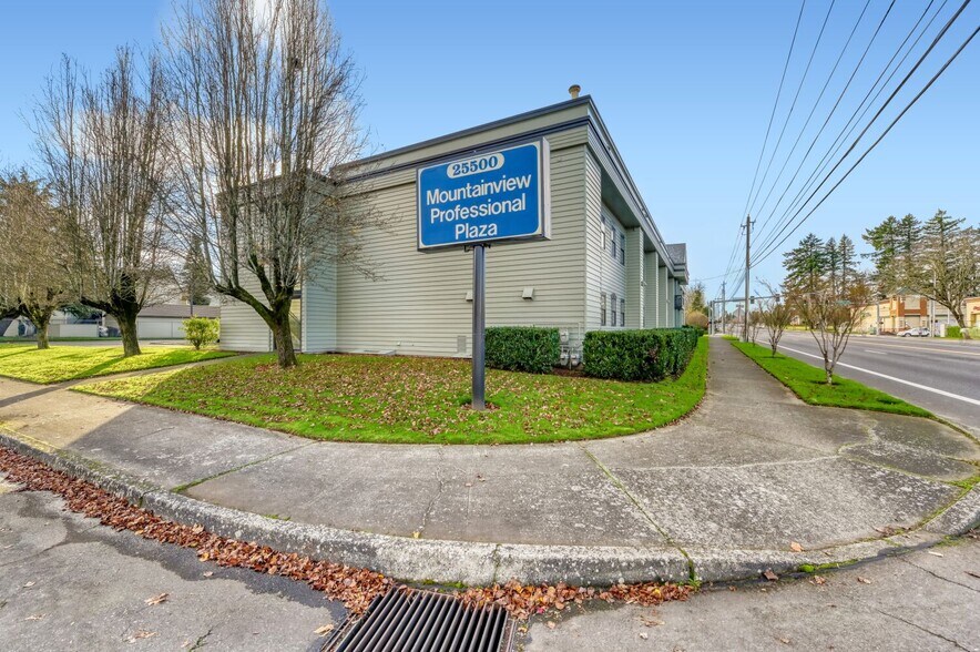 More Photos Of 25500 SE Stark St, Gresham Office For Lease