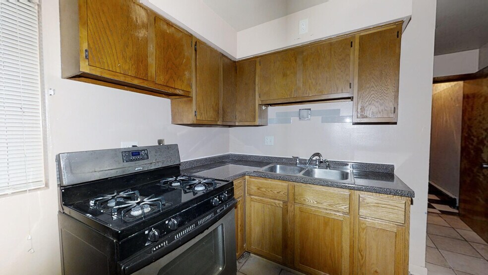 More Photos Of 1240 S 55th Ct, Cicero Apartments For Sale
