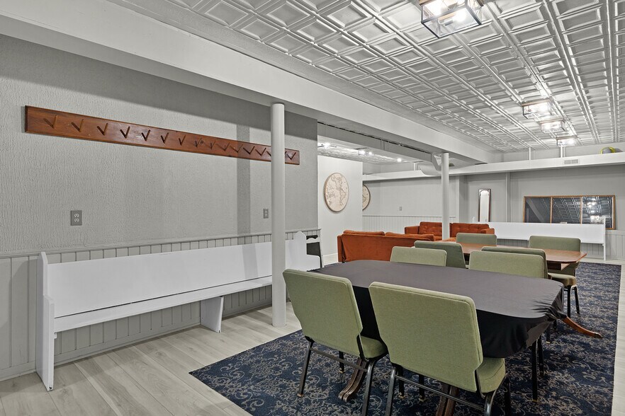 More Photos Of 30 Quarterline St, Newaygo Specialty For Sale