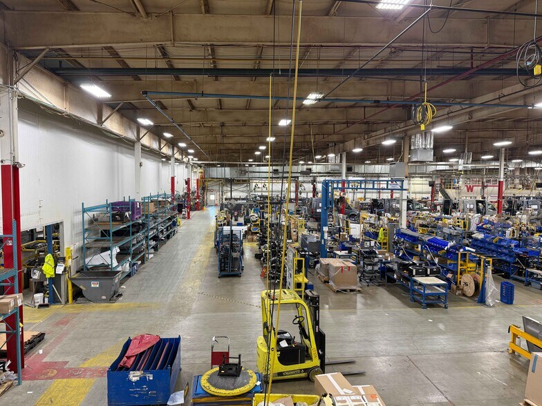 More Photos Of 808 Lake St, Lake Mills Industrial For Sale