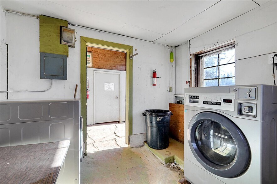 More Photos Of 18123 Joy Cir, Challenge Manufactured Housing Mobile Home Park For Sale