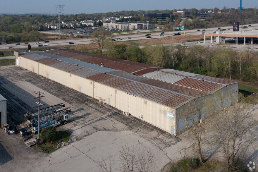 More Photos Of 19745 Sommers Dr, Brookfield Warehouse For Lease