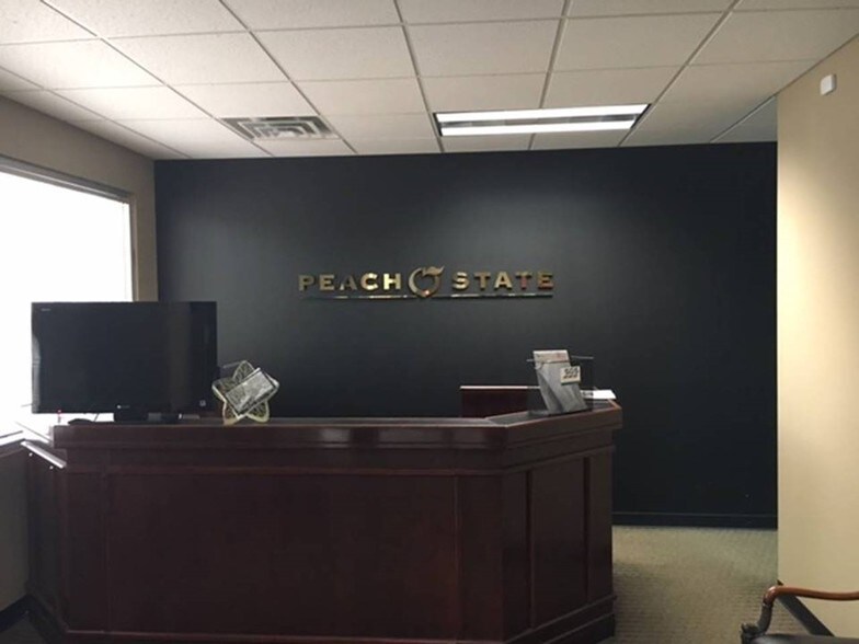 More Photos Of 3005 Business Park Dr, Norcross Office For Sale