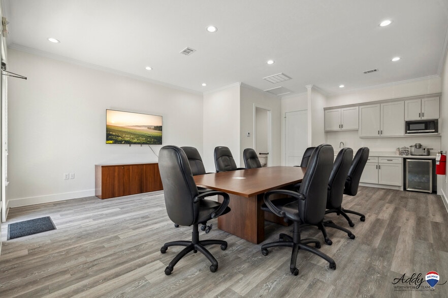 More Photos Of 18940 Kuykendahl Rd, Spring Office For Sale