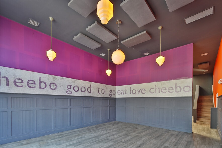 More Photos Of 1958 Colorado Blvd, Los Angeles Restaurant For Lease