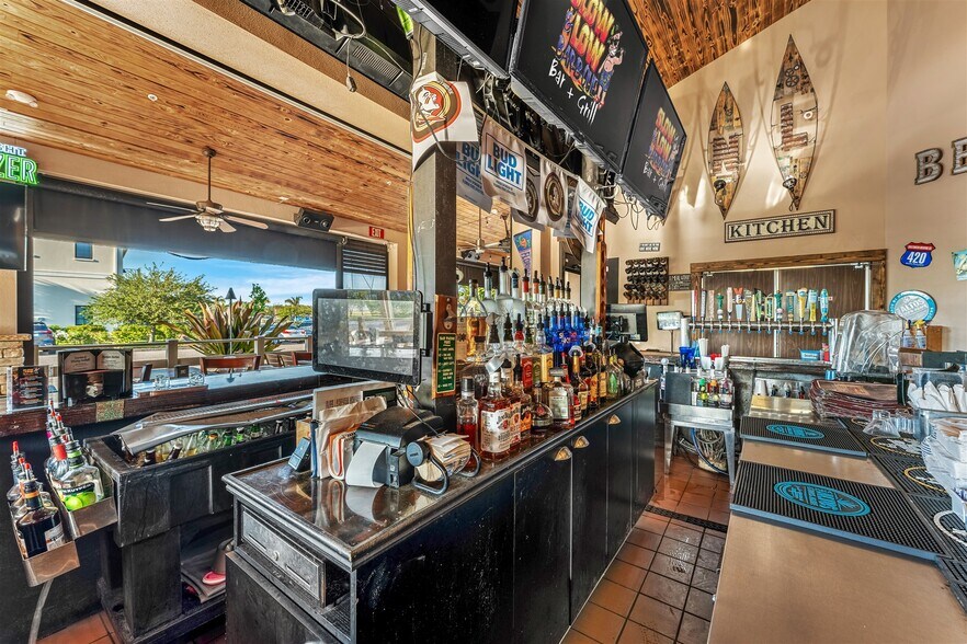 More Photos Of 5490 Stadium Pky, Melbourne Restaurant For Sale