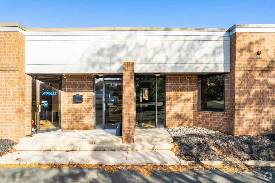 More Photos Of 2260 Cabot Blvd W, Langhorne Unknown For Lease
