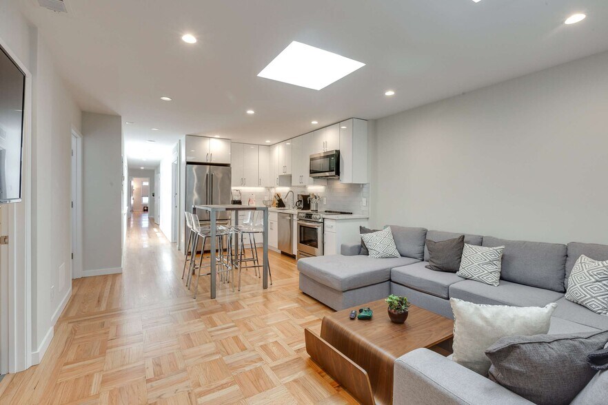 More Photos Of 1454 S Van Ness Ave, San Francisco Apartments For Sale