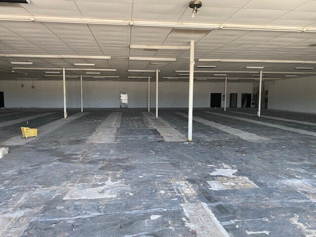 More Photos Of 2511 19th St, Hondo Unknown For Lease