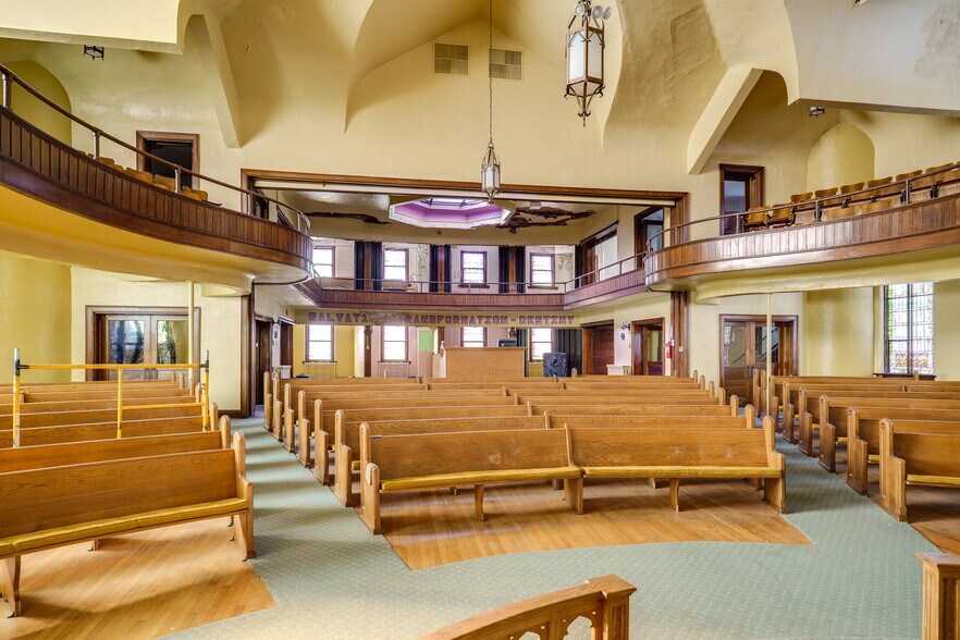 More Photos Of 531 W Ash St, Piqua Religious Facility For Sale