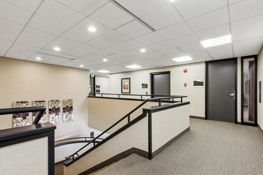 More Photos Of 8120 S Holly St, Centennial Medical For Sale
