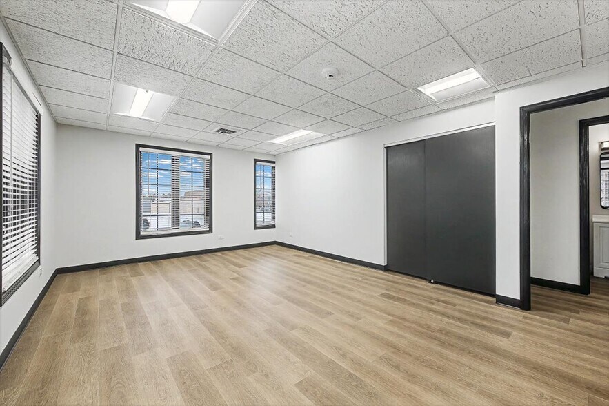 More Photos Of 50 Ela St, Barrington Medical For Lease