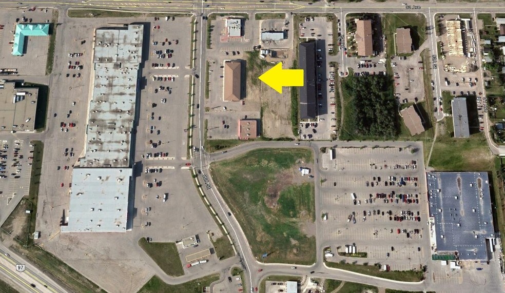 More Photos Of 9135 96A St, Fort St John Storefront Retail Office For Sale