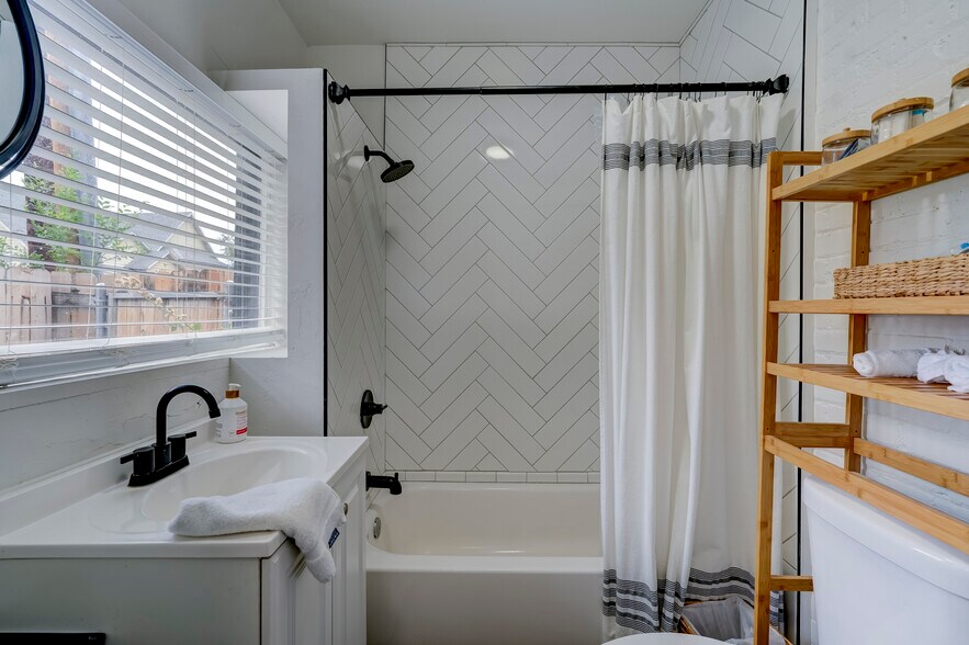 More Photos Of 215 E Willis St, Prescott Apartments For Sale