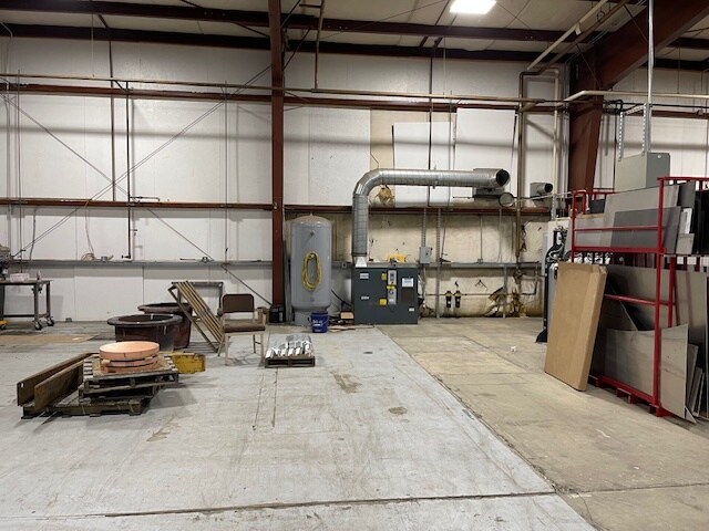 More Photos Of 3650 Marion St SE, Albany Manufacturing For Lease