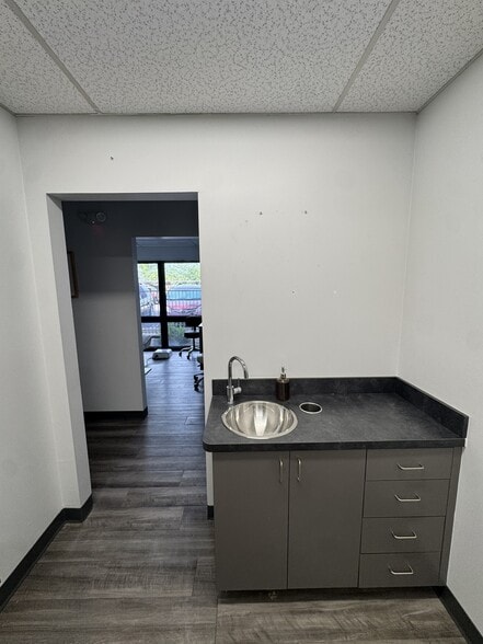 More Photos Of 1840-1844 E Baseline Rd, Tempe Medical For Lease