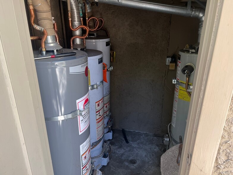 More Photos Of 1770 Parkside Dr., Walnut Creek Apartments For Sale