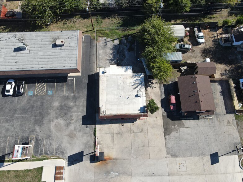 More Photos Of 7113 Bandera Rd, San Antonio Freestanding For Sale