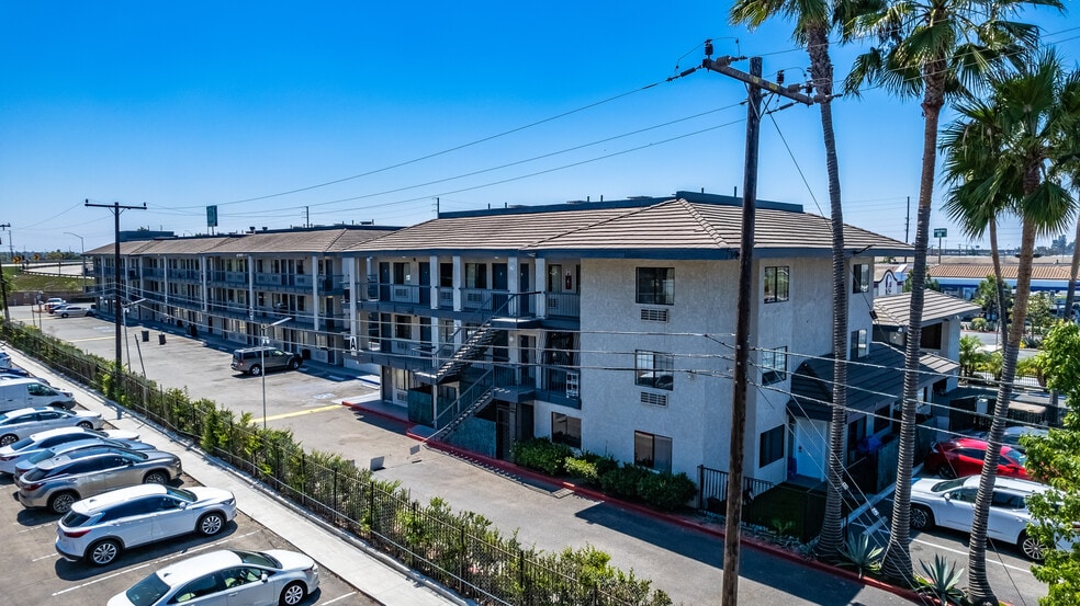 More Photos Of 8062 Garden Grove Blvd, Garden Grove Hotel For Sale