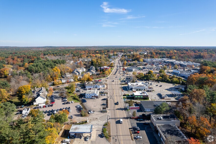 More Photos Of 1 Whiting St, Hingham Freestanding For Lease