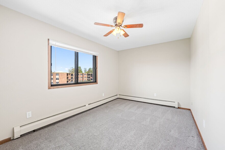 More Photos Of 371 Old Highway 8 SW, New Brighton Apartments For Sale
