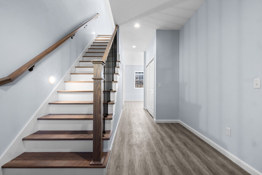 More Photos Of 206 Durfee St, Fall River Apartments For Sale