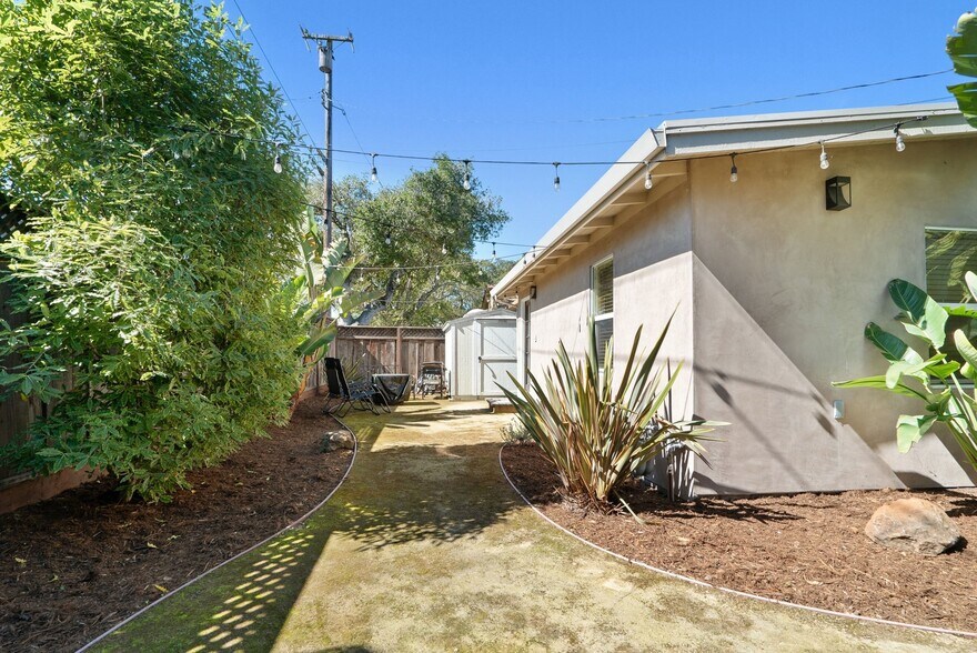 More Photos Of 420 Capitola Road Ext, Santa Cruz Apartments For Sale