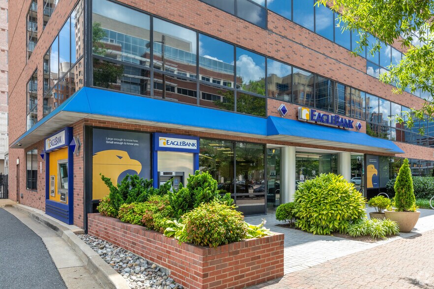 More Photos Of 4420 N Fairfax Dr, Arlington Office For Lease