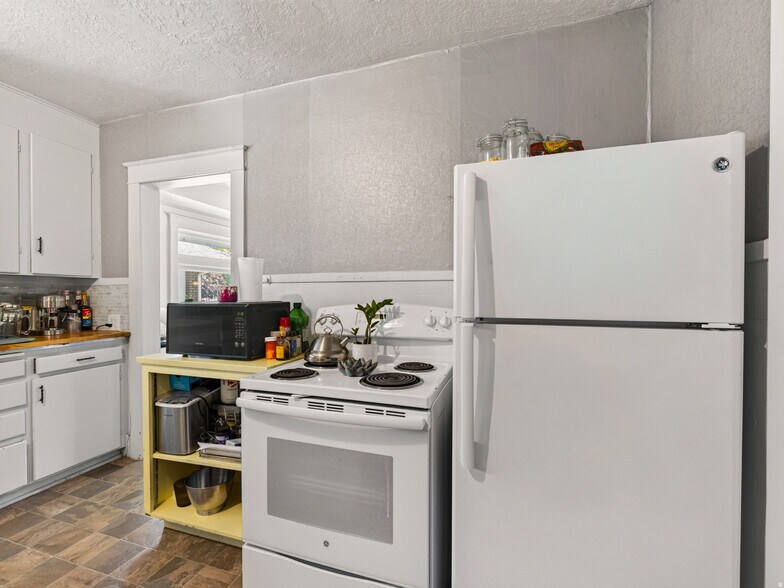 More Photos Of 457 E 100 S, Provo Apartments For Sale