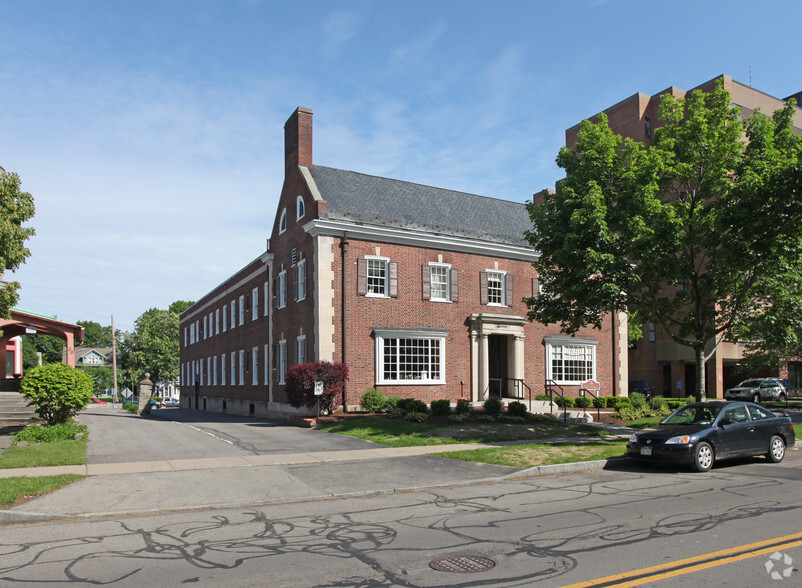 Primary Photo Of 16 N Goodman St, Rochester Medical For Lease