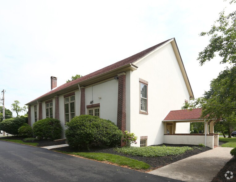 More Photos Of 1669 Edgewood Rd, Yardley Coworking Space