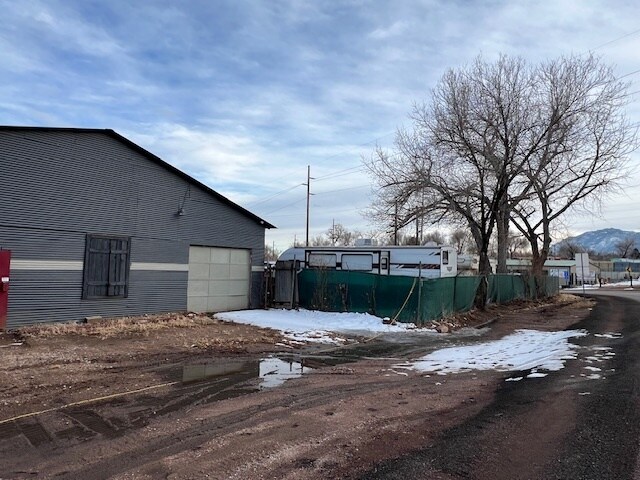 More Photos Of 627 S 31st St, Colorado Springs Light Manufacturing For Sale
