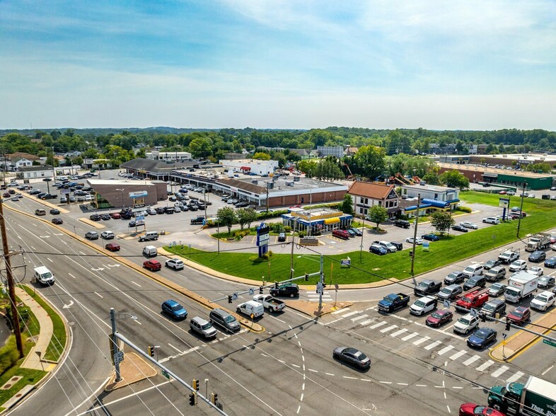 More Photos Of 2019-2027 West St, Annapolis Unknown For Lease