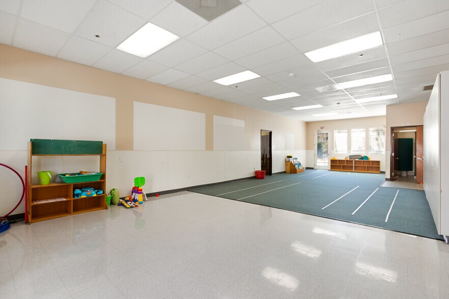 More Photos Of 2090 Chino Hills Pkwy, Chino Hills Schools For Lease