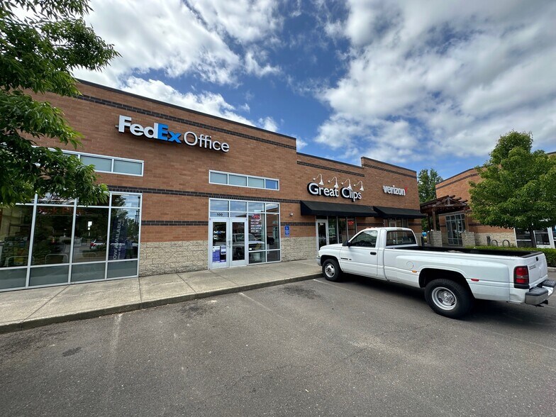 More Photos Of 102-148 N 20th Ave, Cornelius Unknown For Lease