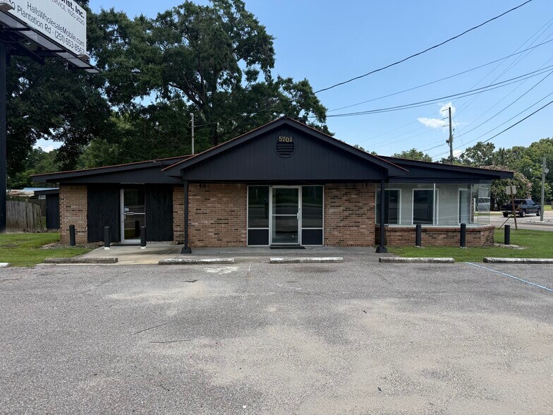 More Photos Of 5701 Us-90 Hwy, Theodore Freestanding For Lease