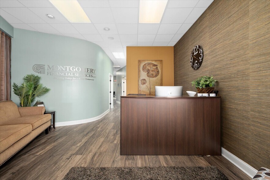 More Photos Of 11022 Nicholas Ln, Berlin Storefront Retail Office For Sale