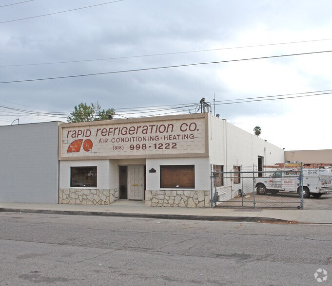 Primary Photo Of 20908 Itasca St, Chatsworth Light Manufacturing For Sale