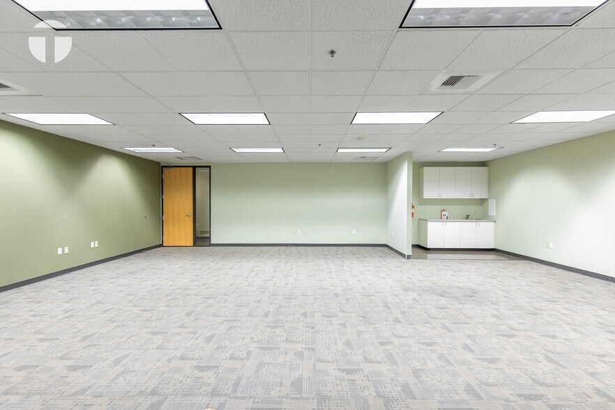 More Photos Of 2330 E Bidwell St, Folsom Medical For Sale