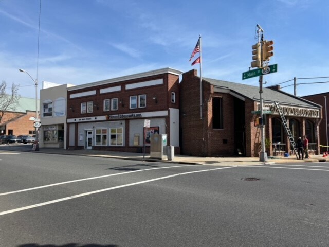 More Photos Of 201 Main St, Toms River Office For Lease