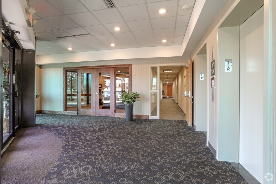 More Photos Of 2621 Dryden Rd, Moraine Office Residential For Lease