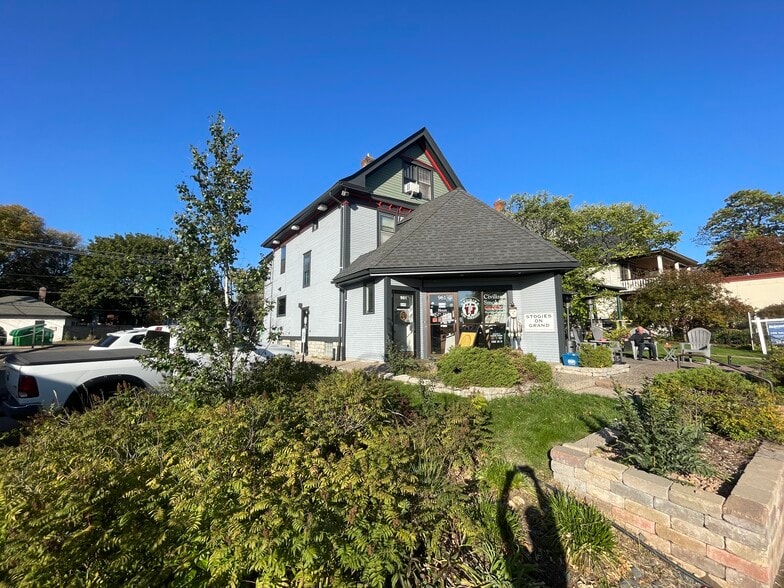 More Photos Of 961 Grand Ave, Saint Paul Storefront Retail Office For Lease