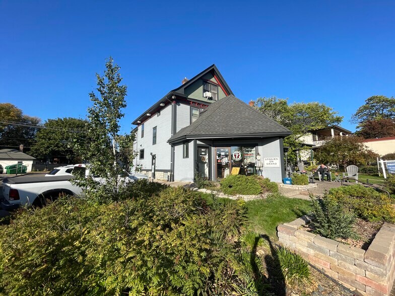 More Photos Of 961 Grand Ave, Saint Paul Storefront Retail Office For Lease