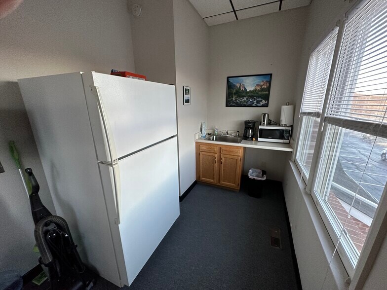 More Photos Of 370 Neff Ave, Harrisonburg Medical For Lease