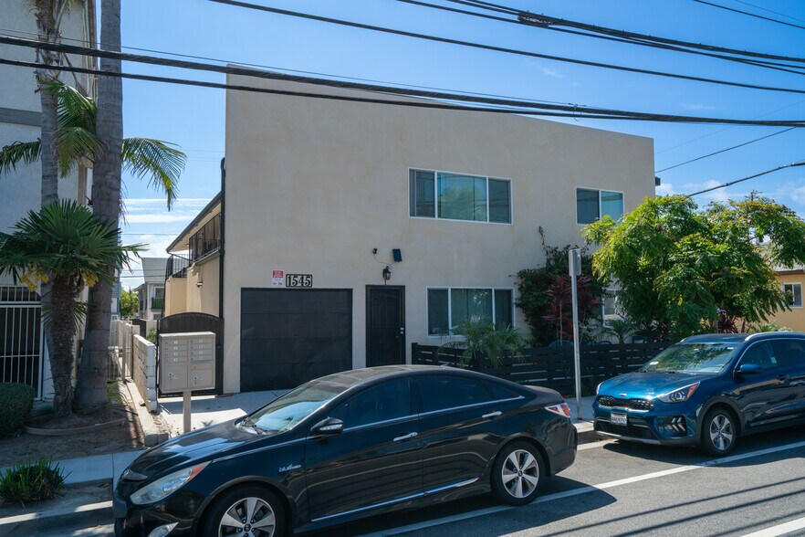 More Photos Of 1545 Obispo Ave, Long Beach Apartments For Sale