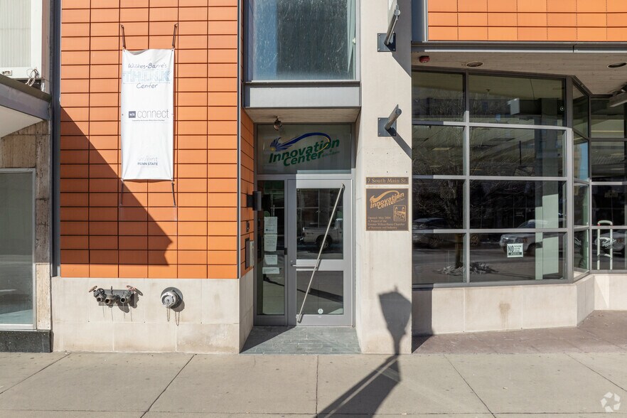 More Photos Of 7 S Main St, Wilkes Barre Loft Creative Space For Sale