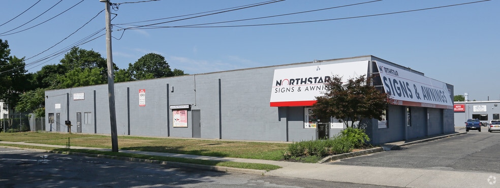 Primary Photo Of 30 Grove Ave, Patchogue Warehouse For Lease