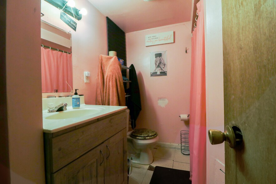 More Photos Of 40523 N Il Route 83, Antioch Apartments For Sale