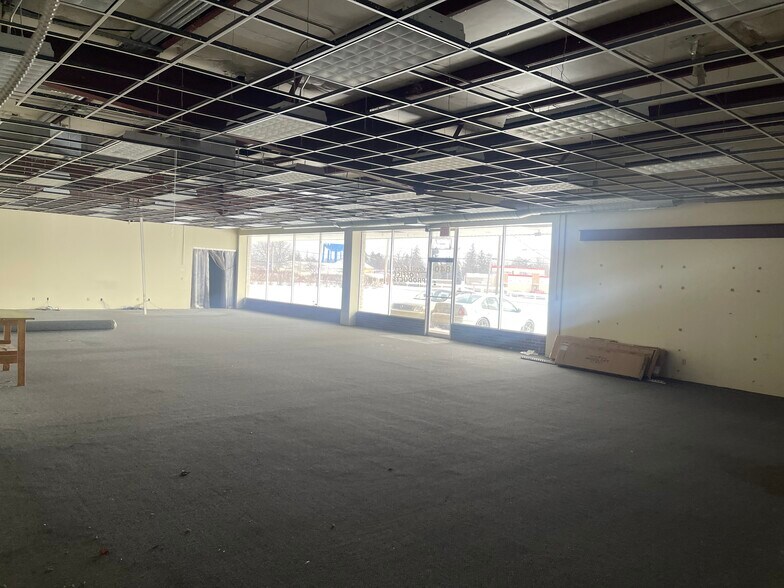 More Photos Of 840 Clark St, Big Rapids Freestanding For Lease