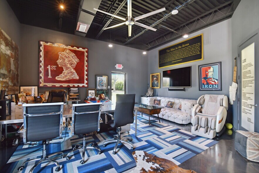 More Photos Of 3330 W Cypress St, Tampa Office For Sale